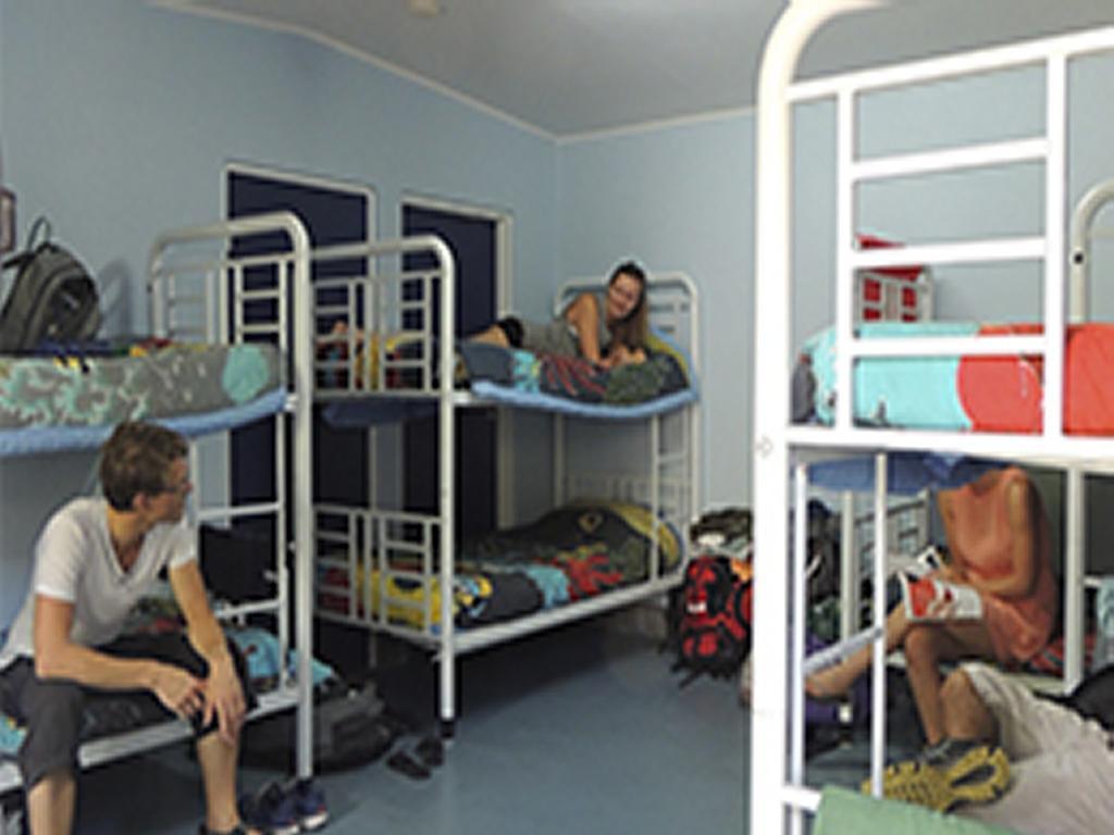 Reef Lodge Backpackers Townsville Exteriör bild