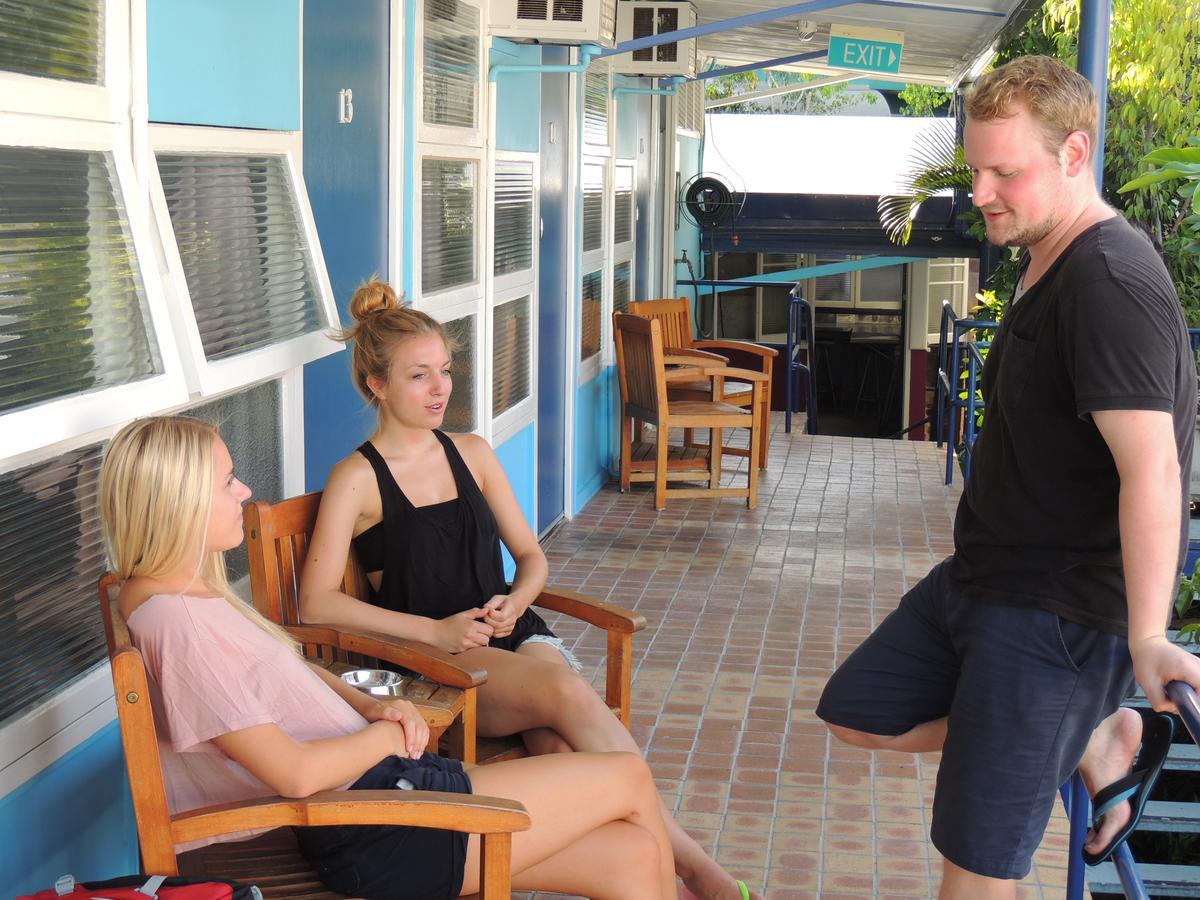 Reef Lodge Backpackers Townsville Exteriör bild